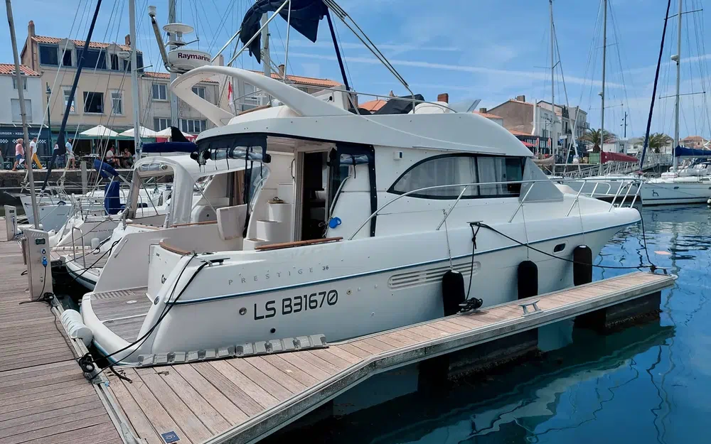 slider 0 Jeanneau Prestige 36