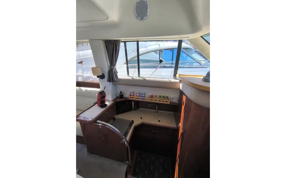 slider 4 Jeanneau Prestige 36