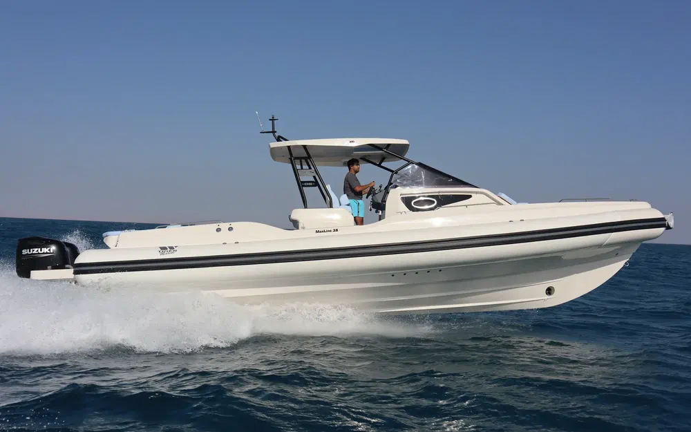 slider 8 Tiger Marine MAXLINE 38