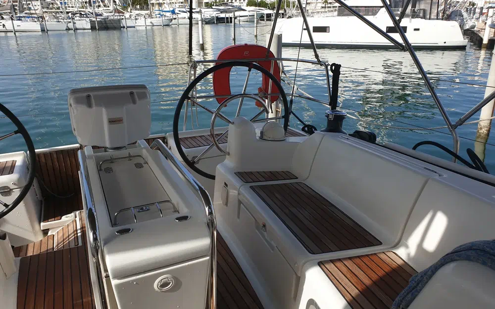 slider 20 Jeanneau Sun Odyssey 409