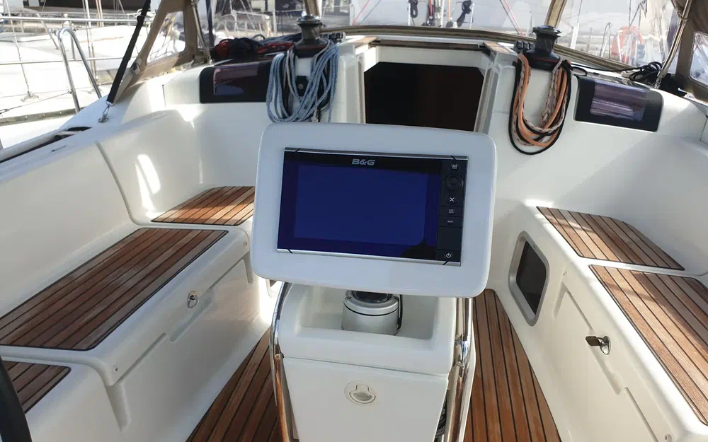 slider 24 Jeanneau Sun Odyssey 409