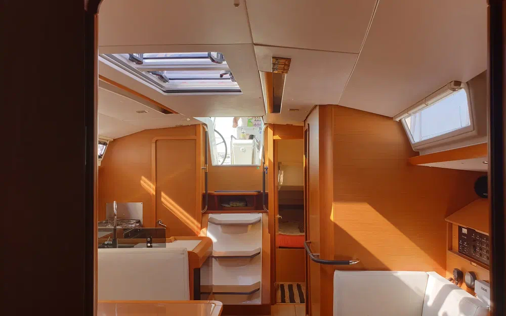 slider 26 Jeanneau Sun Odyssey 409