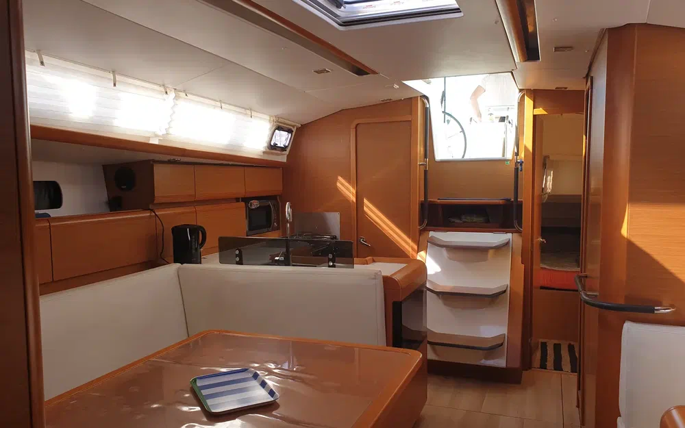 slider 30 Jeanneau Sun Odyssey 409