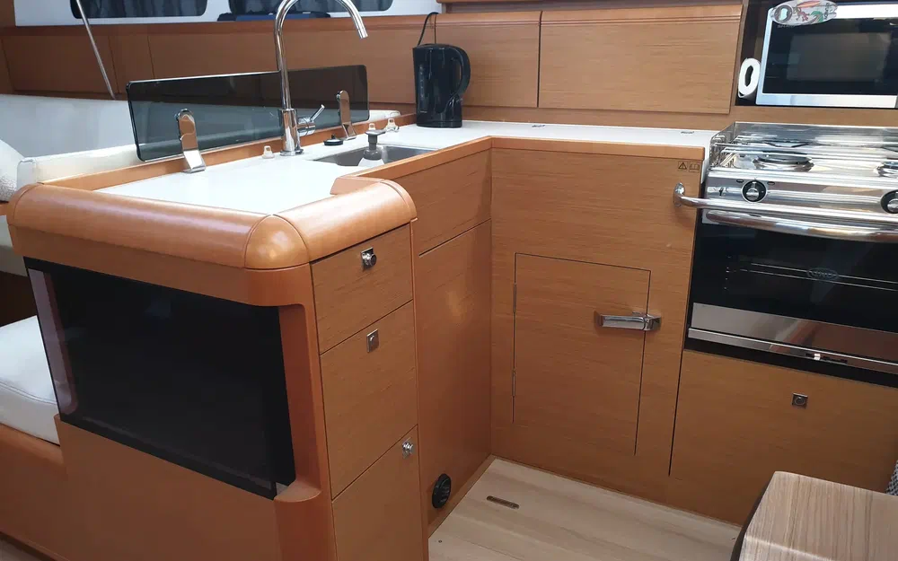 slider 31 Jeanneau Sun Odyssey 409