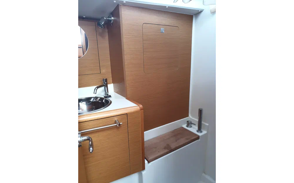 slider 34 Jeanneau Sun Odyssey 409