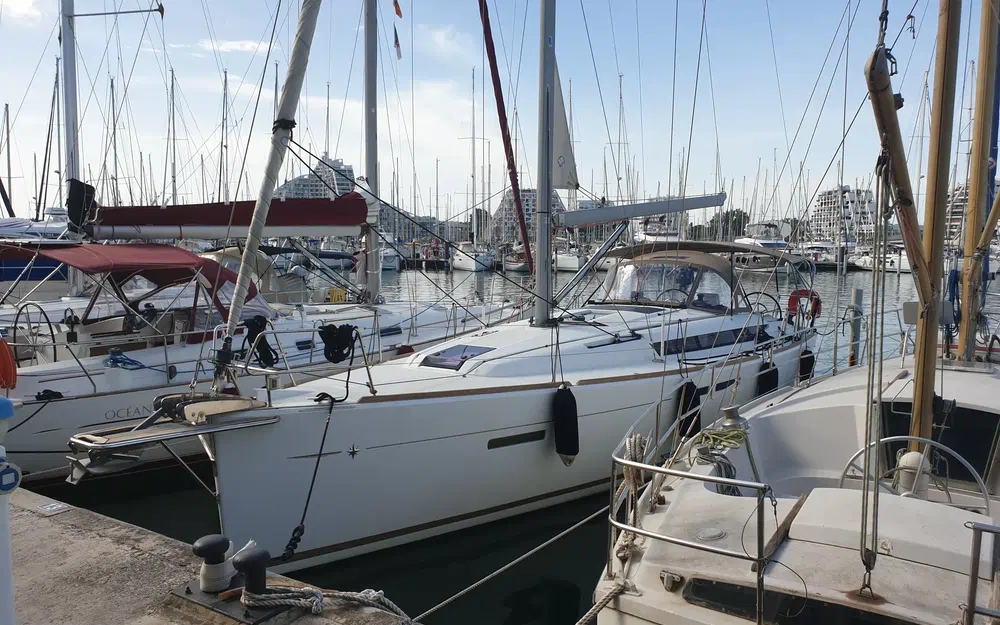 slider 5 Jeanneau Sun Odyssey 409