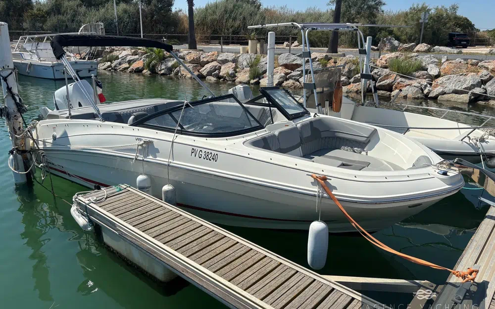 slider 1 Bayliner VR5 BOWRIDER