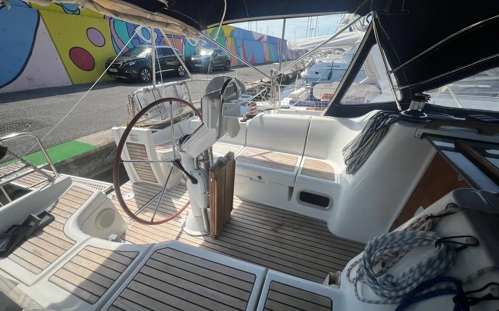 slider 12 Beneteau Oceanis 373 Clipper