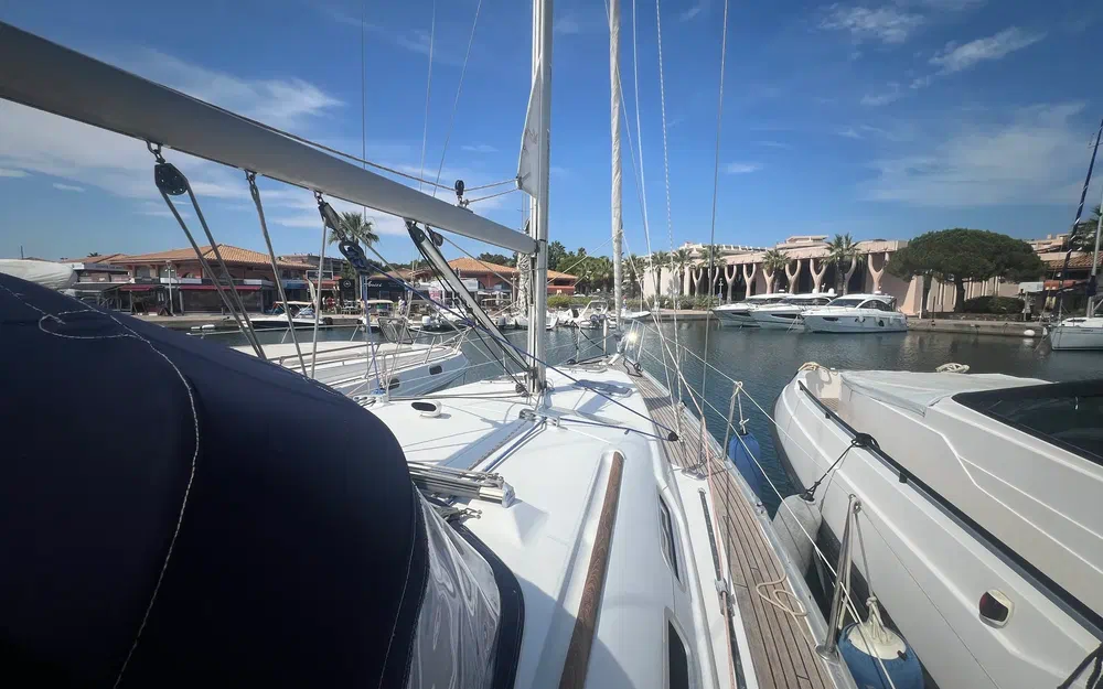 slider 13 Beneteau Oceanis 373 Clipper