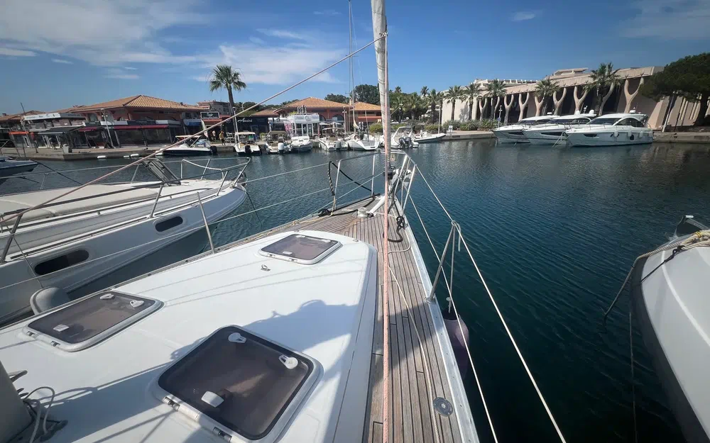 slider 18 Beneteau Oceanis 373 Clipper