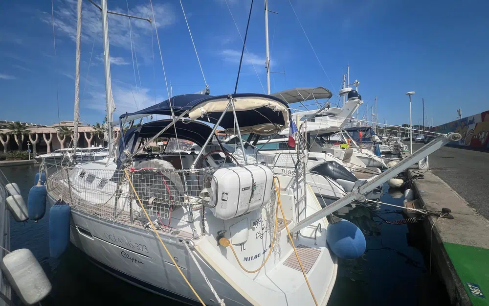slider 0 Beneteau Oceanis 373 Clipper