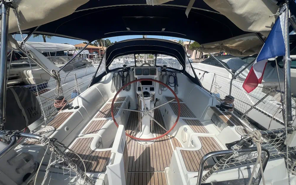 slider 1 Beneteau Oceanis 373 Clipper