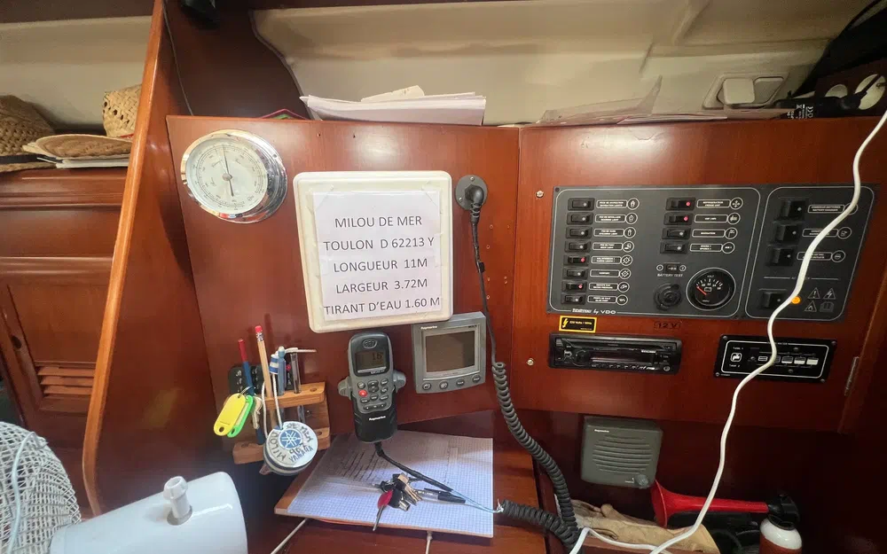slider 45 Beneteau Oceanis 373 Clipper