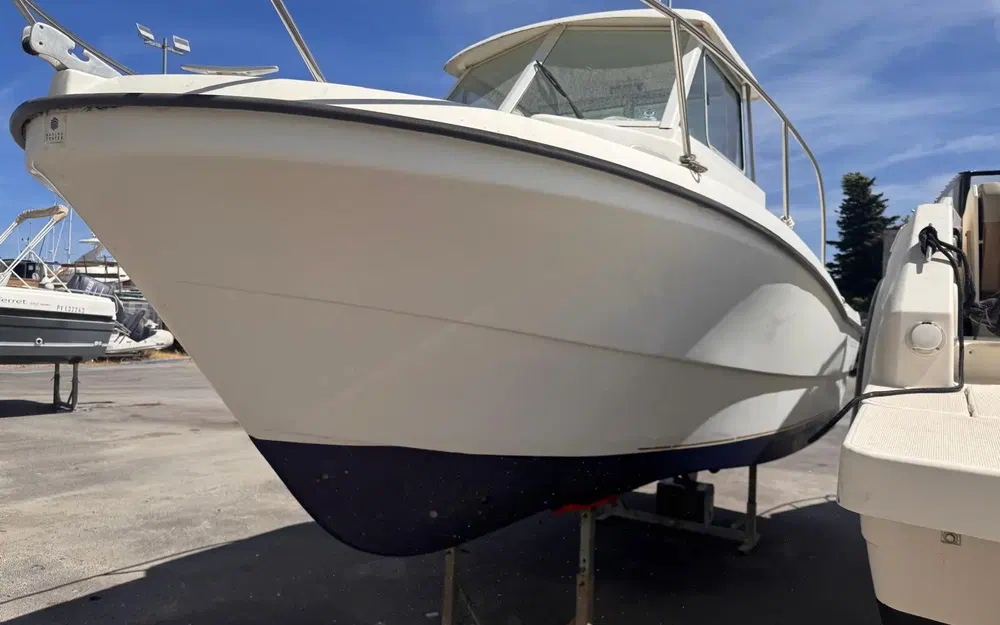 slider 1 Beneteau Antares 620