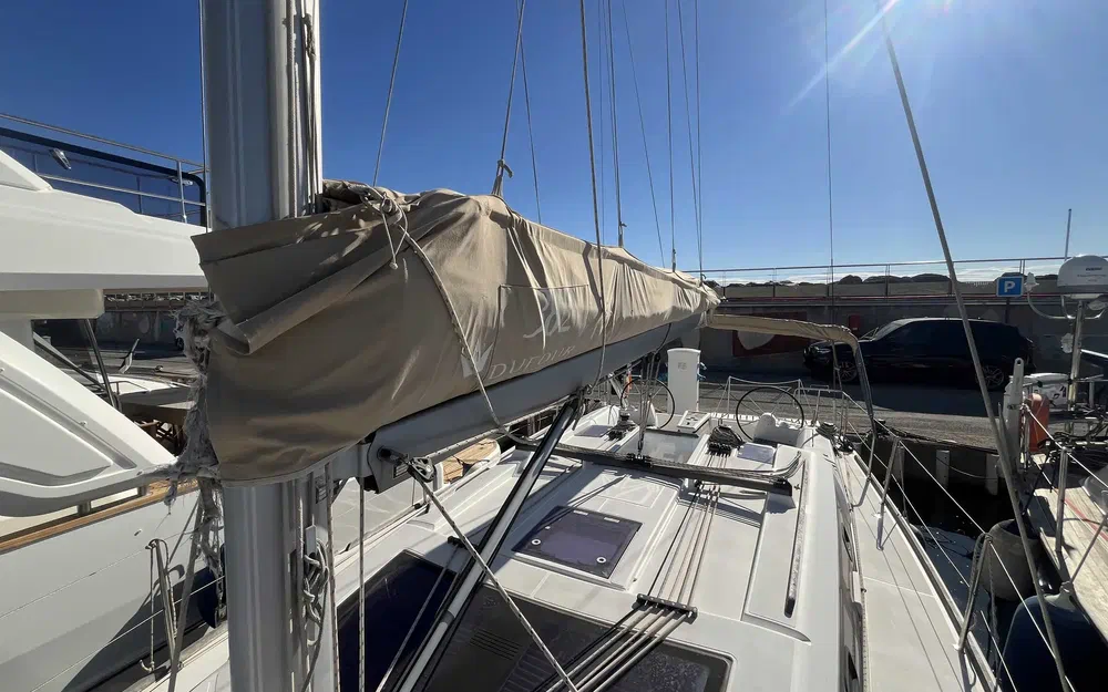 slider 12 Dufour 382 Grand Large