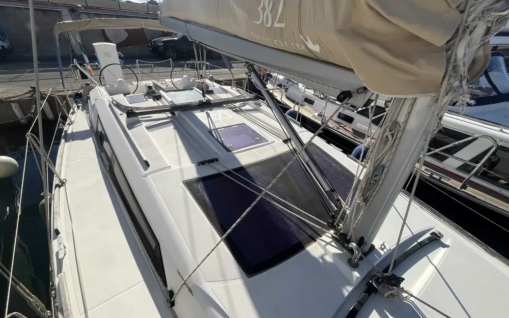 slider 13 Dufour 382 Grand Large