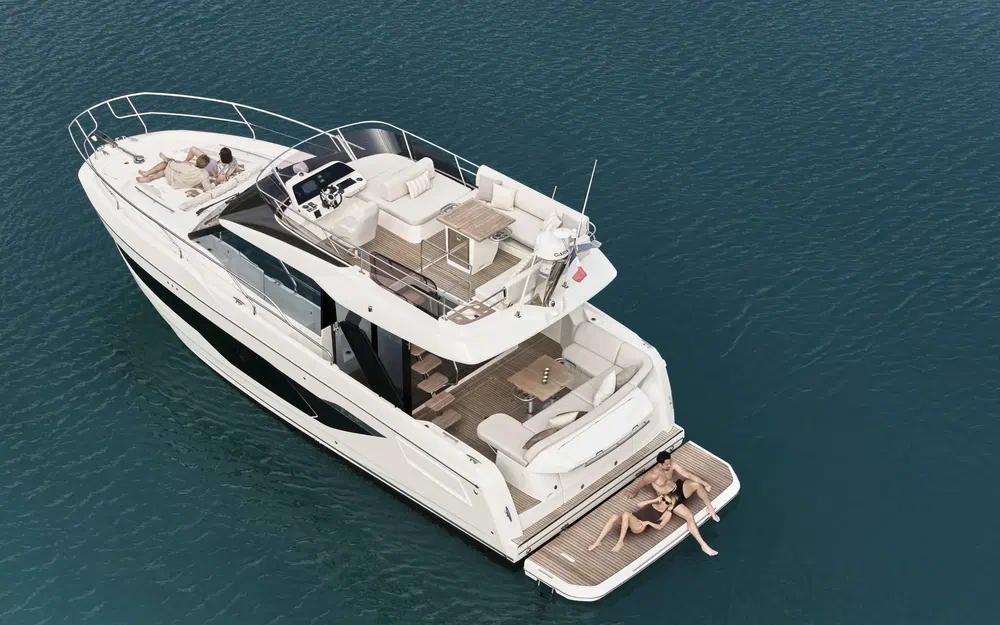 slider 6 Prestige Yachts F4.3