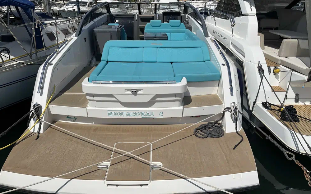 slider 2 Windy Shamal 37