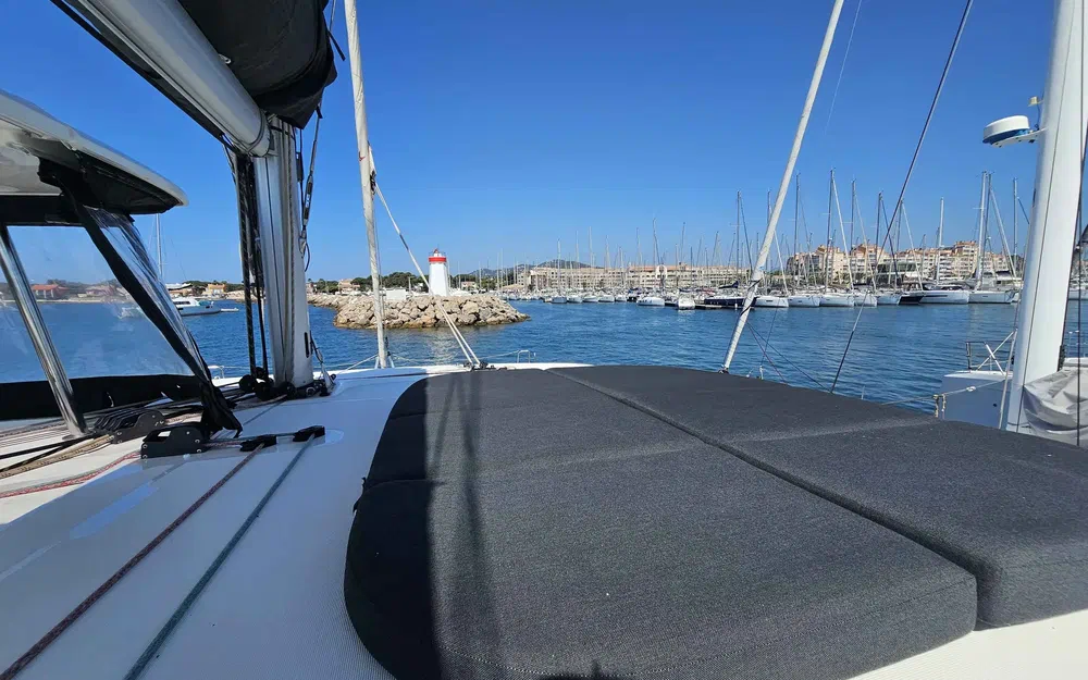 slider 12 Lagoon 42