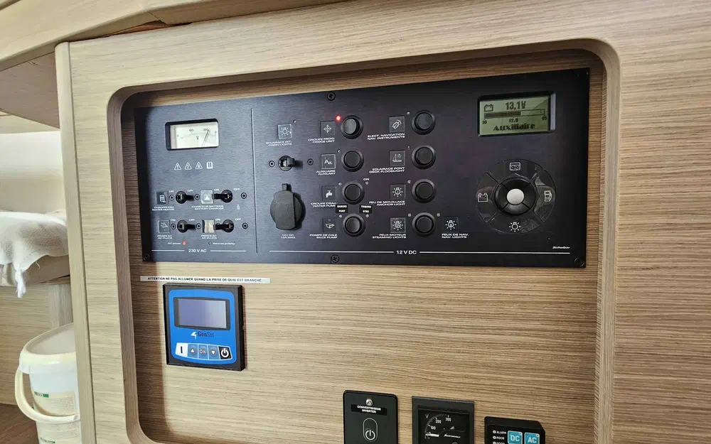 slider 16 Lagoon 42