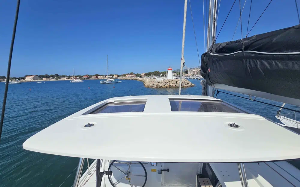 slider 3 Lagoon 42