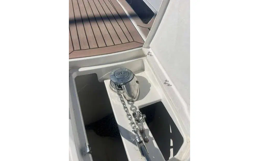 slider 1 Parker 800 Cruiser