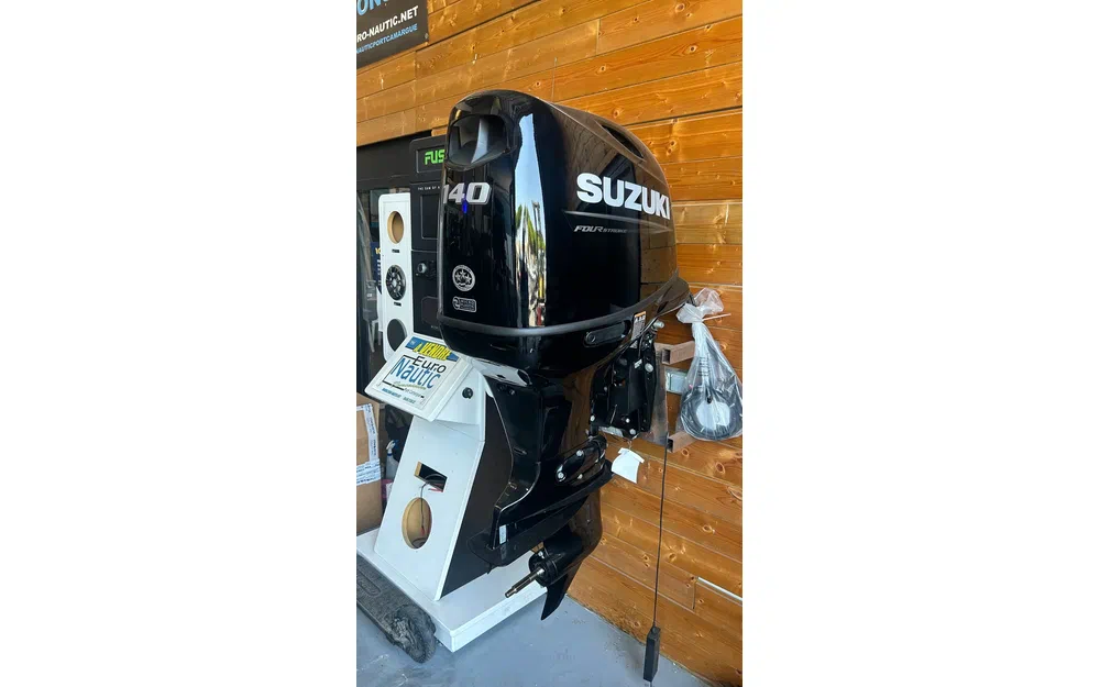 slider 0 Suzuki 140