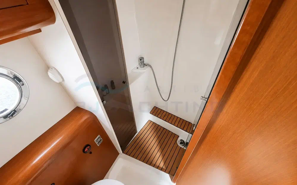 slider 15 Beneteau Monte Carlo 42 HT