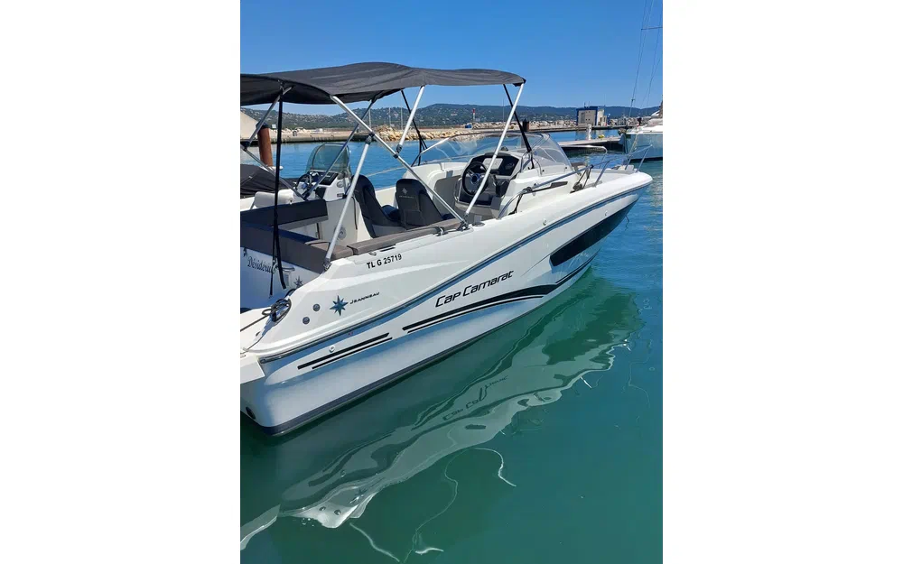 slider 2 Jeanneau Cap Camarat 7.5 WA Serie 2