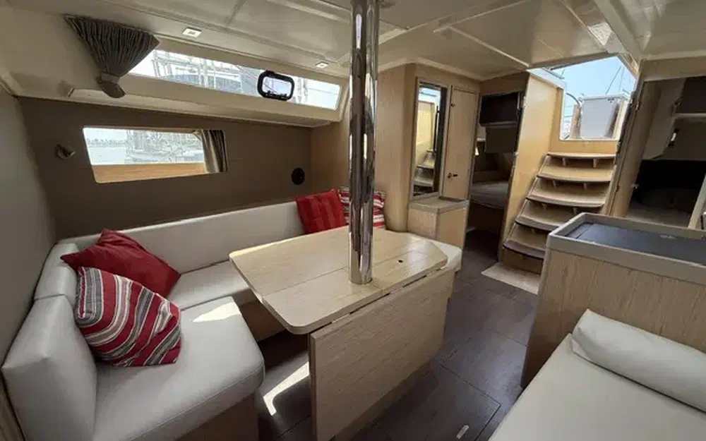 slider 15 Beneteau Oceanis 41.1
