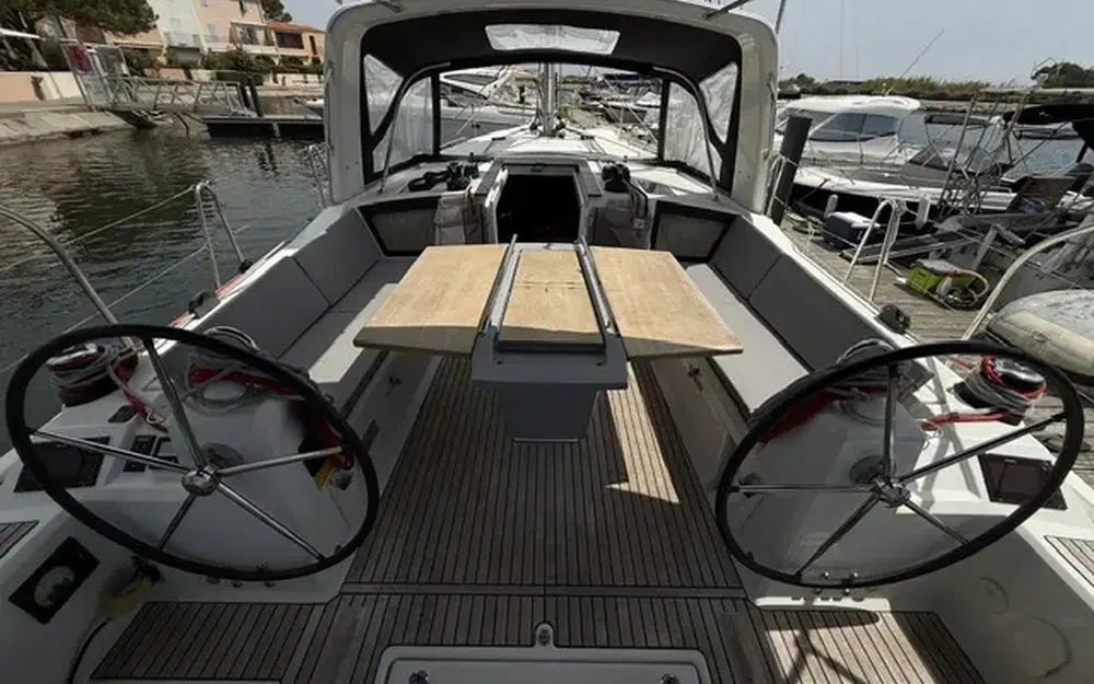 slider 6 Beneteau Oceanis 41.1
