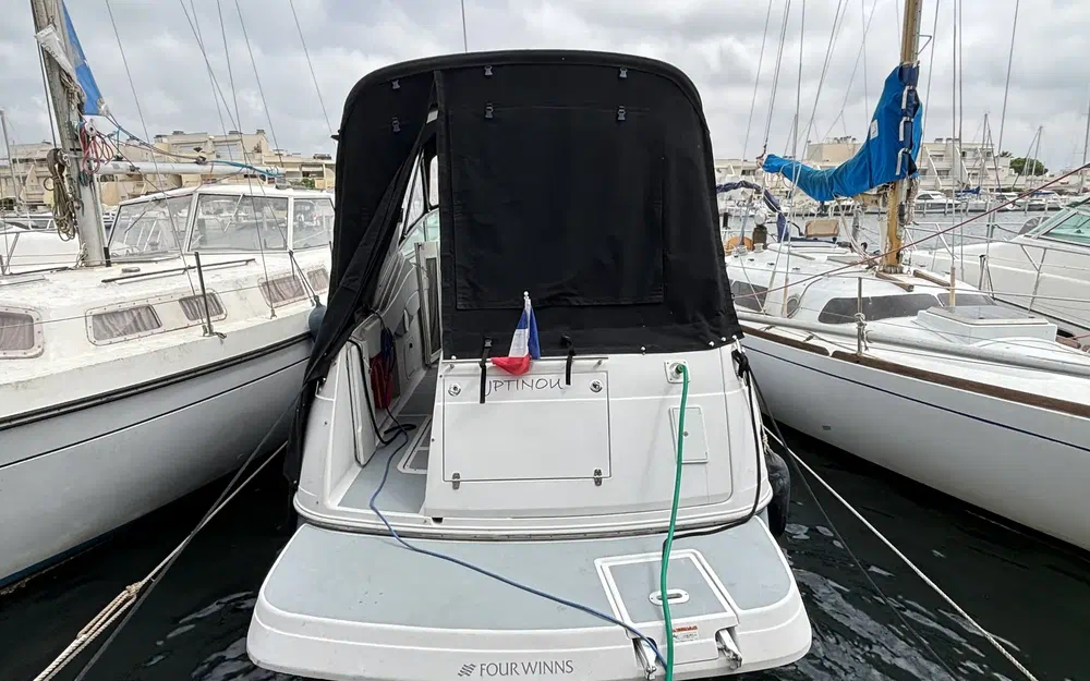 slider 1 Four Winns Vista 268