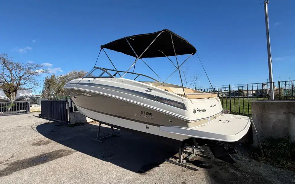 slider 2 Bayliner 742 Cuddy