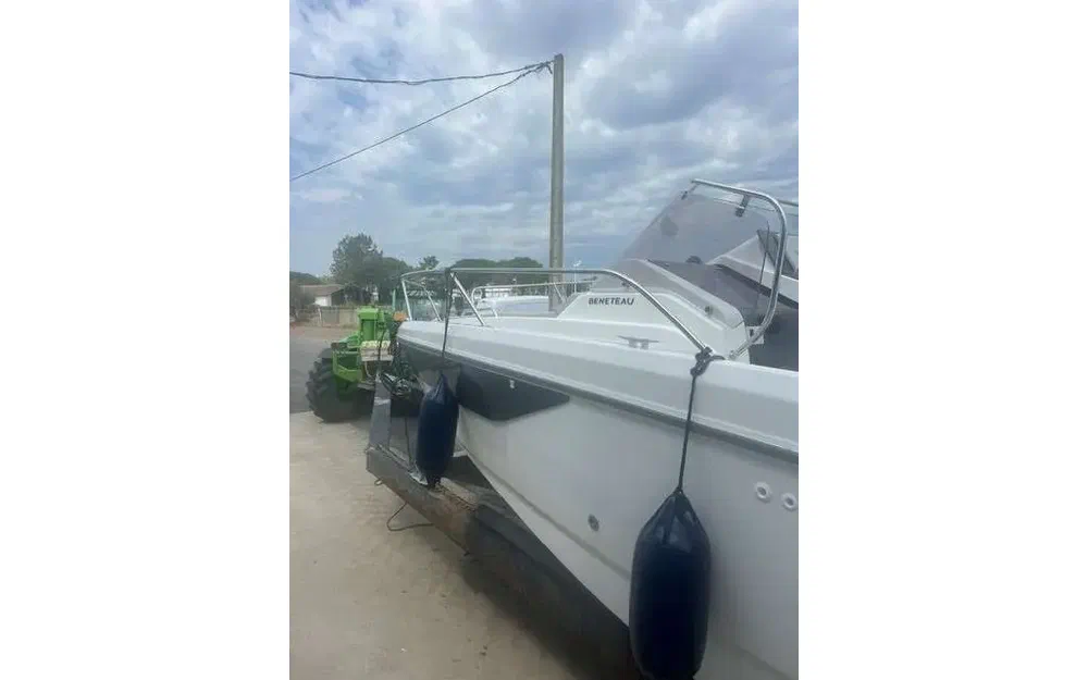 slider 5 Beneteau Flyer 8 SUNdeck V2