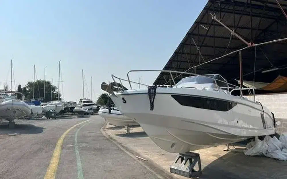 slider 8 Beneteau Flyer 8 SUNdeck V2