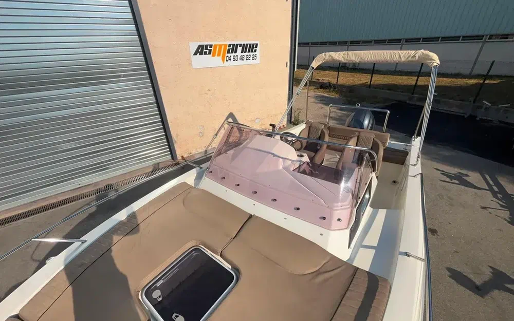 slider 20 Pacific Craft 700 SC
