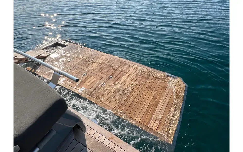 slider 8 Fjord 40 Open
