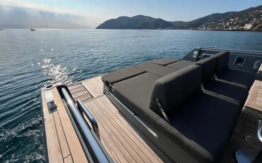 slider 11 Fjord 40 Open