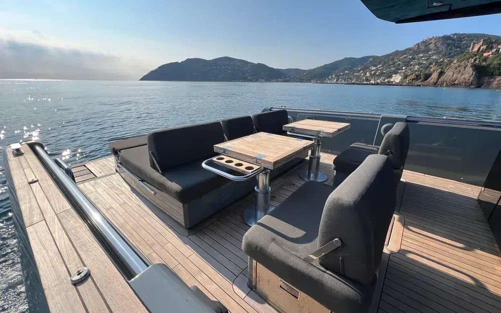 slider 12 Fjord 40 Open