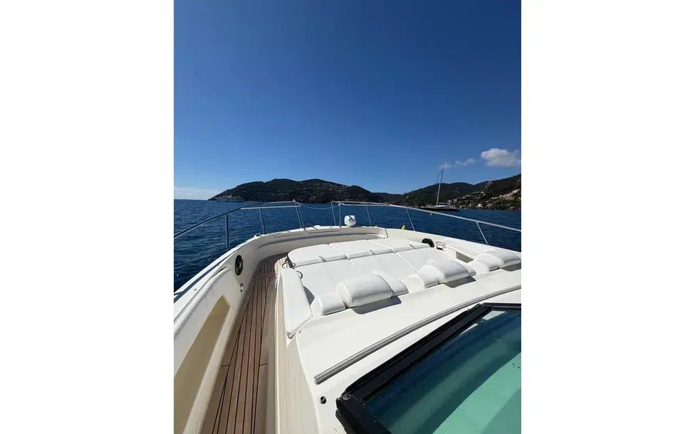 slider 1 Sea Ray 320 Sundancer