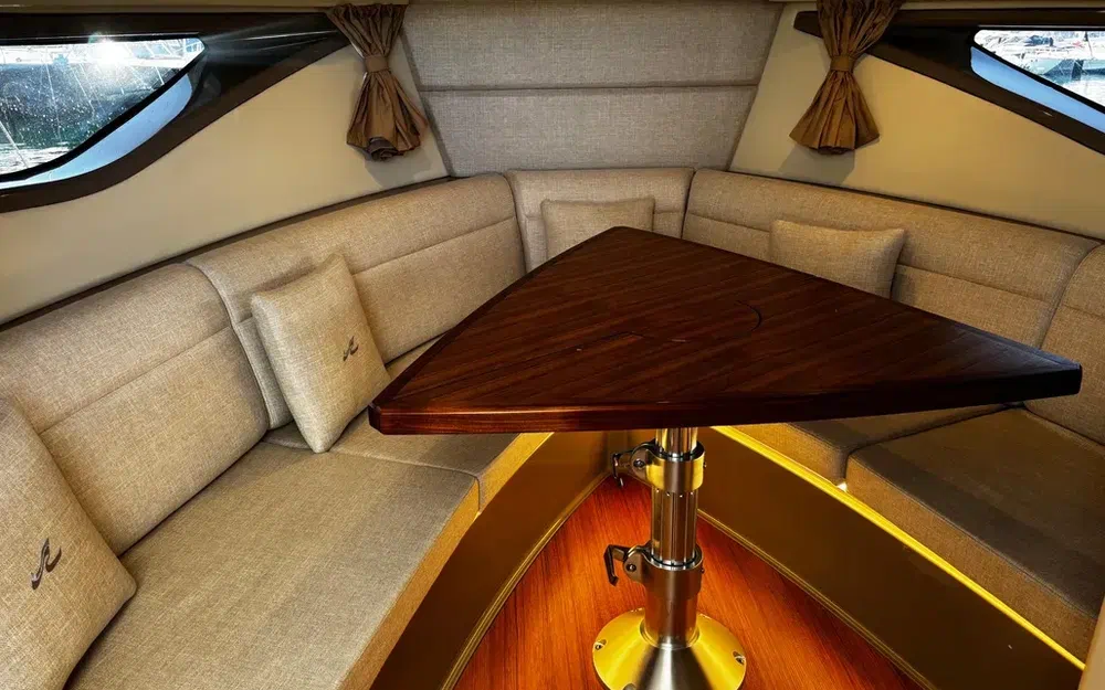slider 16 Sea Ray 320 Sundancer