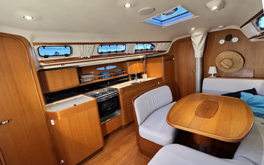 slider 6 X-Yachts X-43