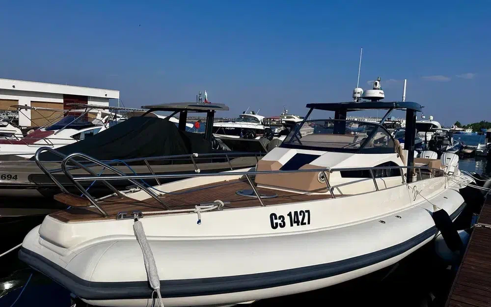 slider 6 Capelli Tempest 50