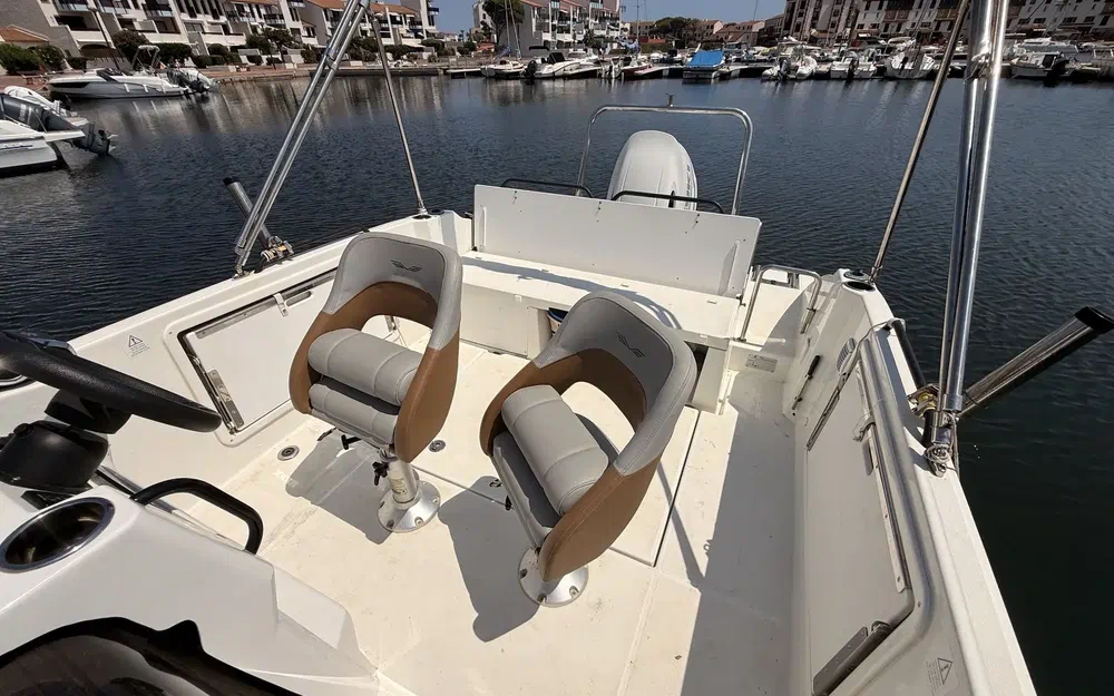 slider 9 Beneteau Flyer 7 SPACEdeck