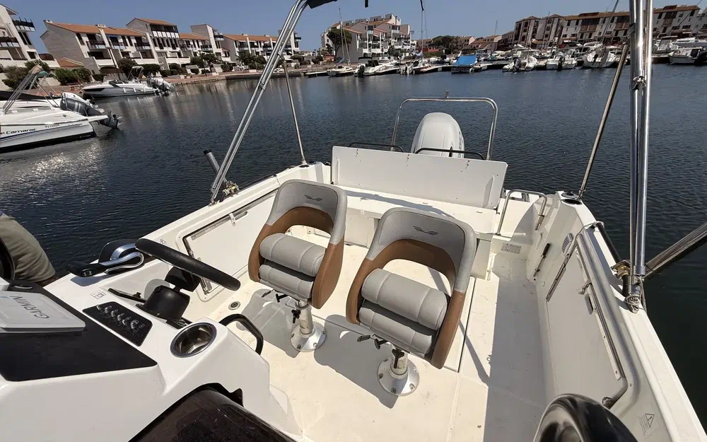 slider 14 Beneteau Flyer 7 SPACEdeck