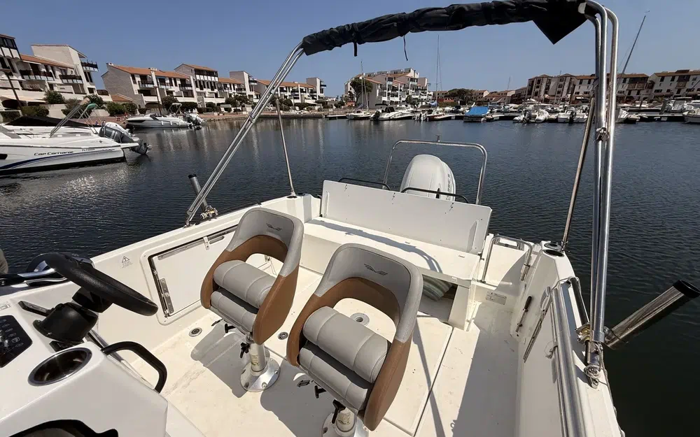 slider 15 Beneteau Flyer 7 SPACEdeck