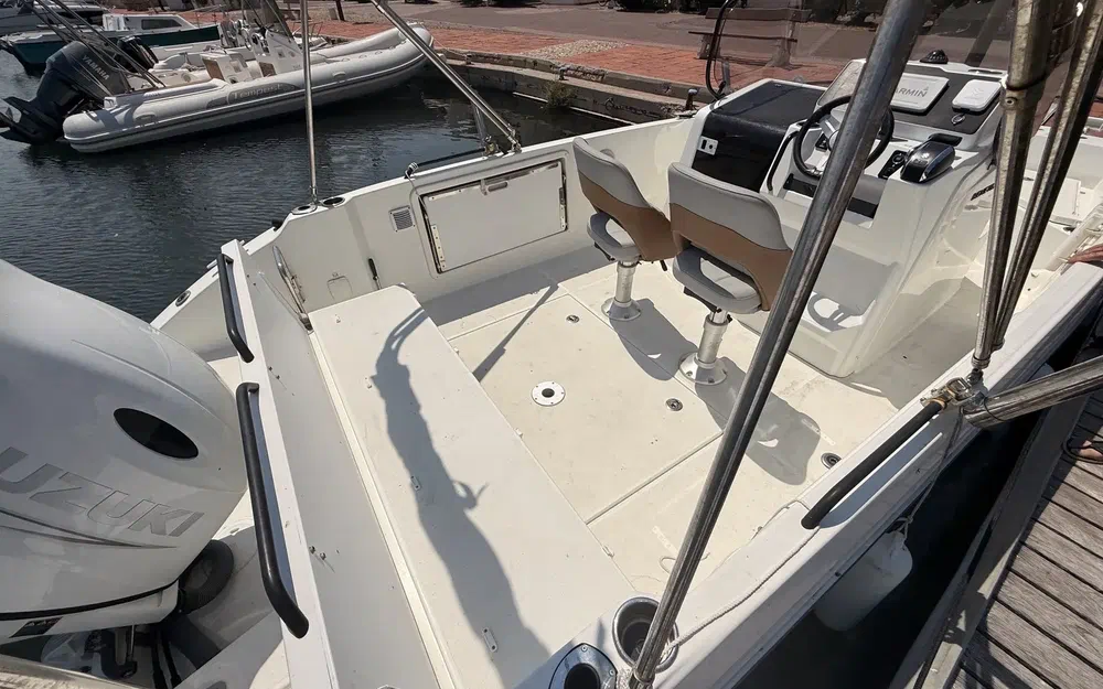 slider 6 Beneteau Flyer 7 SPACEdeck