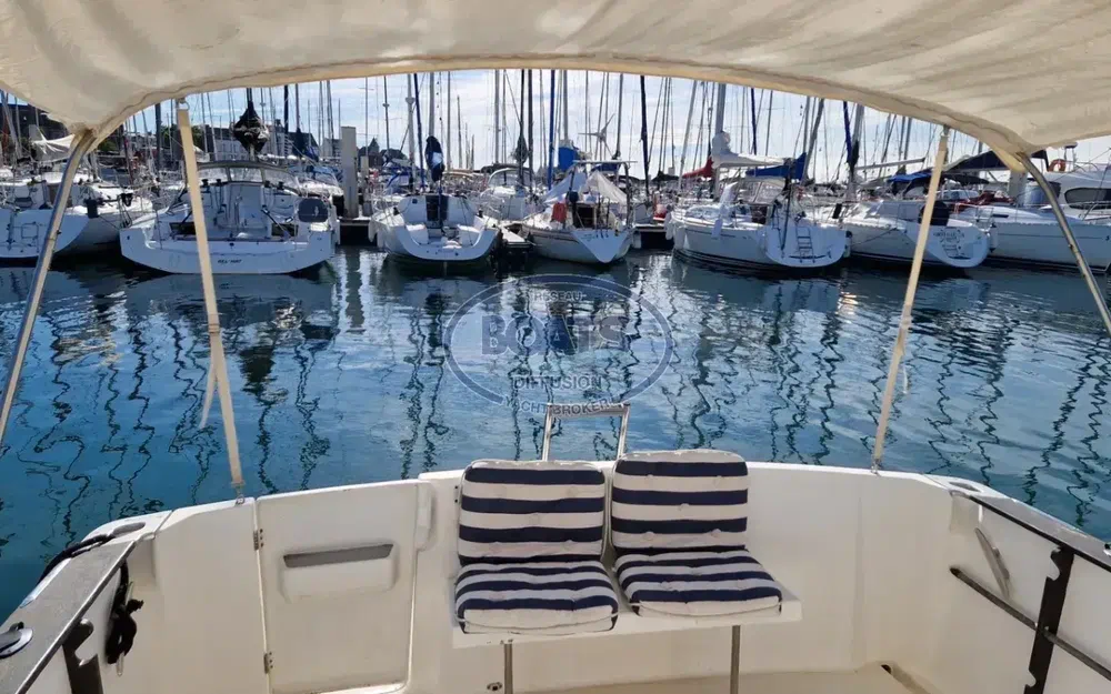 slider 2 Beneteau Antares Serie 9