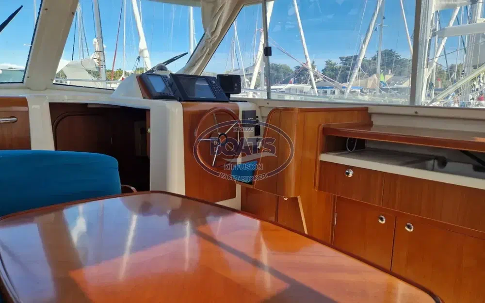 slider 3 Beneteau Antares Serie 9