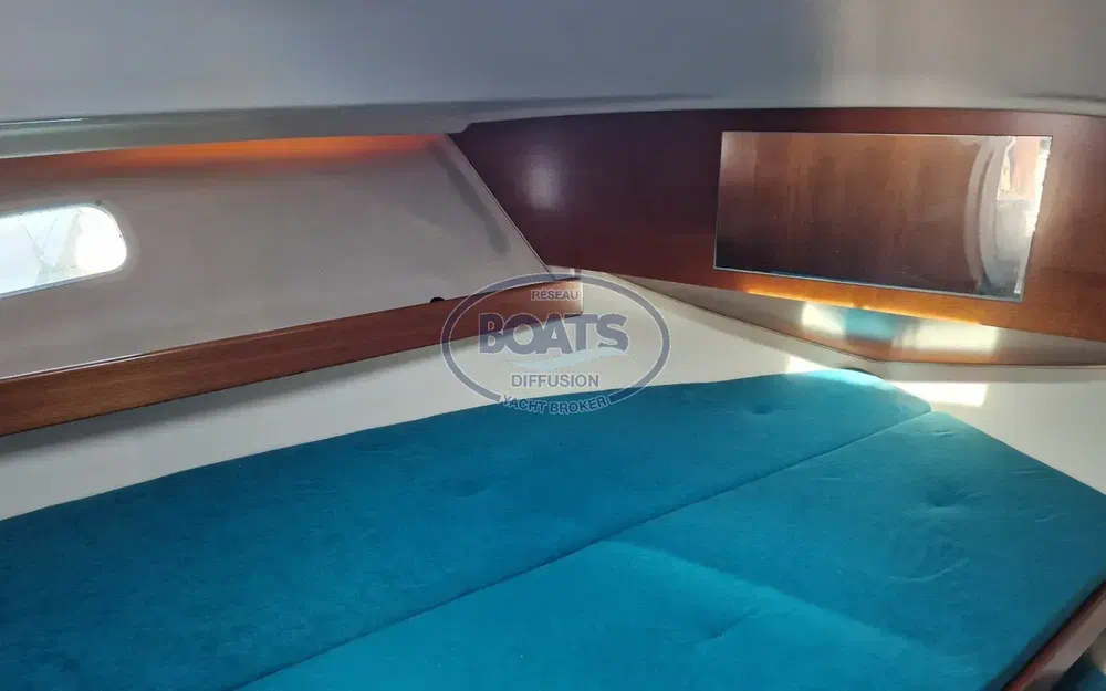 slider 5 Beneteau Antares Serie 9